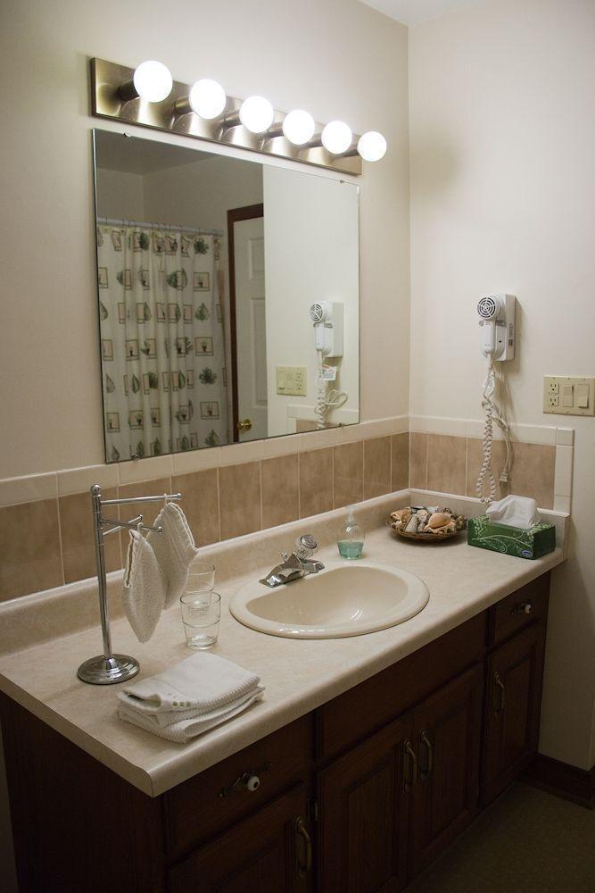 Cedar Gables Bed & Breakfast ナイアガラオンザレイク エクステリア 写真