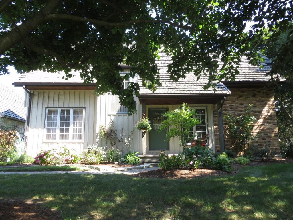 Cedar Gables Bed & Breakfast ナイアガラオンザレイク エクステリア 写真